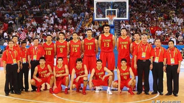 中国篮球最强阵容都是巅峰能打过11-12赛季的山猫队吗？(1)