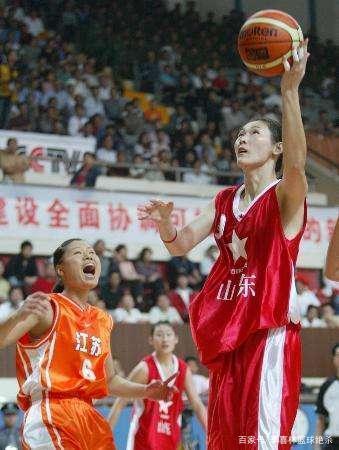 中国篮球未来希望！13岁小将身高已达2米21，天赋出众统治力或超姚明？(5)