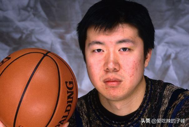 最早进入nba的中国球员 第一个进入NBA的中国球员(3)