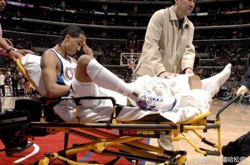nba伤病最恐怖 NBA近年来最恐怖的伤病(5)