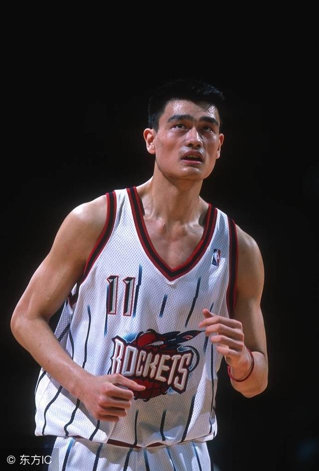 中国球员在到nba中发展 感慨中国球员在NBA的发展历程(2)
