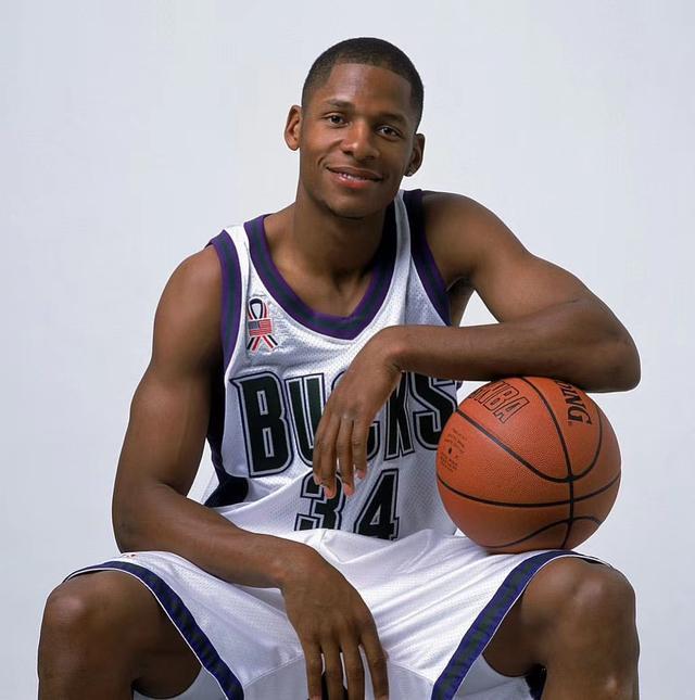 2002年的nba全明星 NBA2002年全明星定妆照(8)