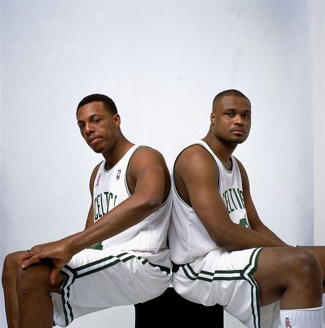 2002年的nba全明星 NBA2002年全明星定妆照(10)