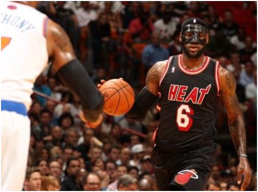 带面罩的nba退役球员 NBA中戴过面具的球星(3)