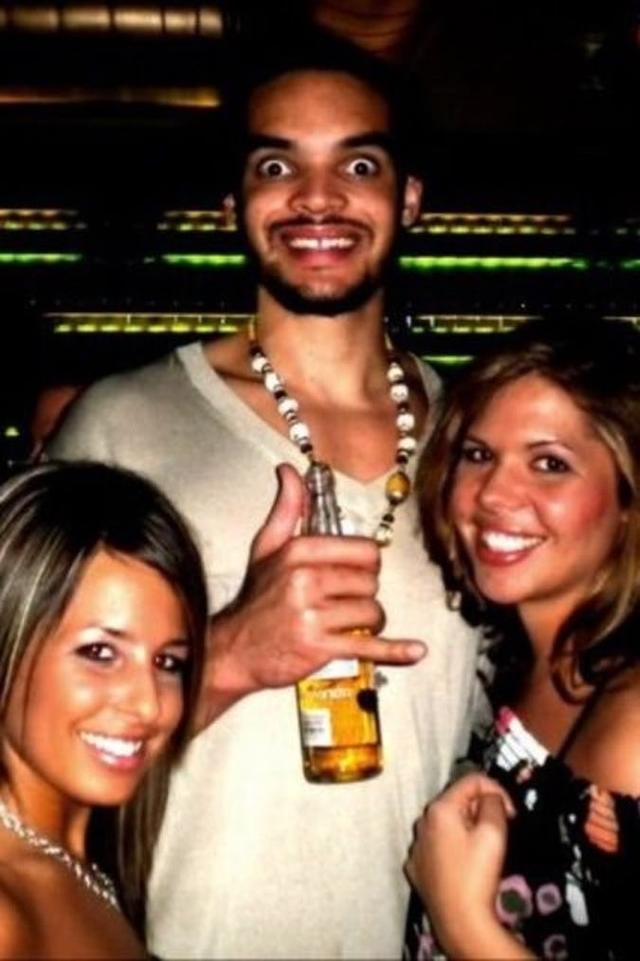 喝醉的nba球员 NBA球员喝酒后的众生相(6)