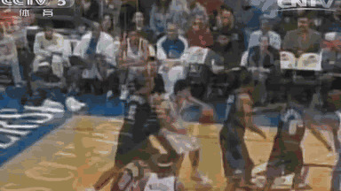 王治郅的nba生涯 王治郅在NBA的7大高光时刻(2)