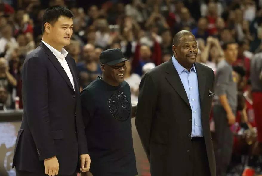 nba中国赛乔丹尤因 NBA中国赛创最大分差记录(5)