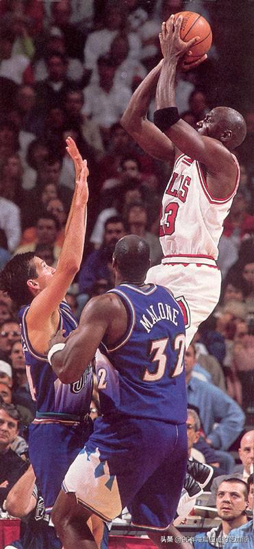 1993nba总决赛第一场 1997年NBA总决赛第一场——完美的压哨绝杀(6)