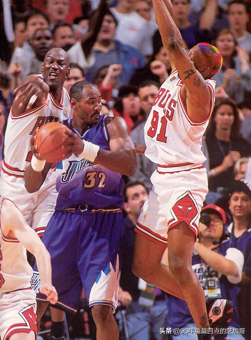 1993nba总决赛第一场 1997年NBA总决赛第一场——完美的压哨绝杀(7)