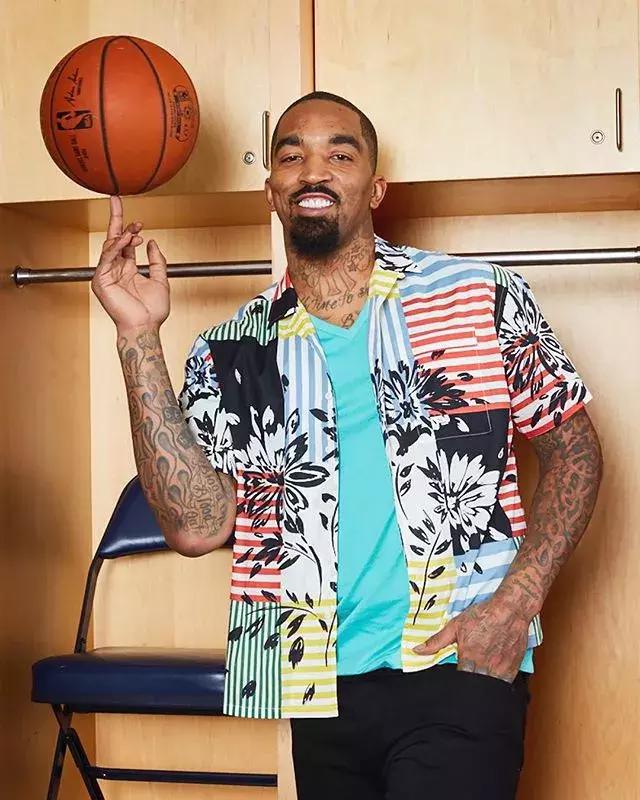nba会穿衣的球员 NBA中最会穿衣的球星(49)