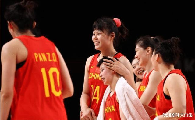 CCTV5+直播中国女篮VS澳大利亚，李月汝优势大，进8强能否拿奖牌(1)