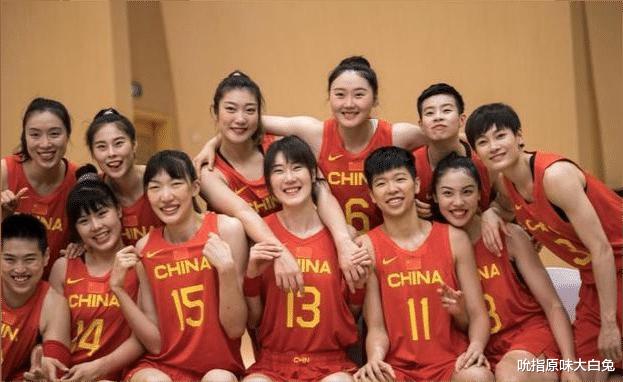 CCTV5+直播中国女篮VS澳大利亚，李月汝优势大，进8强能否拿奖牌(4)