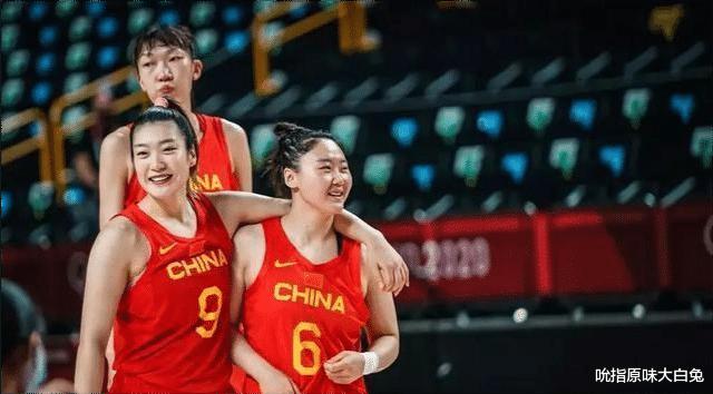 CCTV5+直播中国女篮VS澳大利亚，李月汝优势大，进8强能否拿奖牌(5)