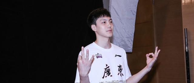 中国男篮大名单！胡明轩或爆冷无法入选，3方面理由很现实(4)