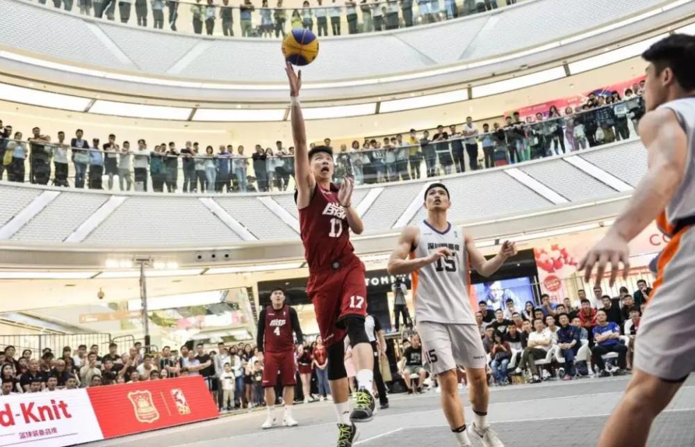 重庆再迎职业男篮(2) | 专访：三人篮球潜力巨大，目标从重庆走出国手登上奥运赛场(2)