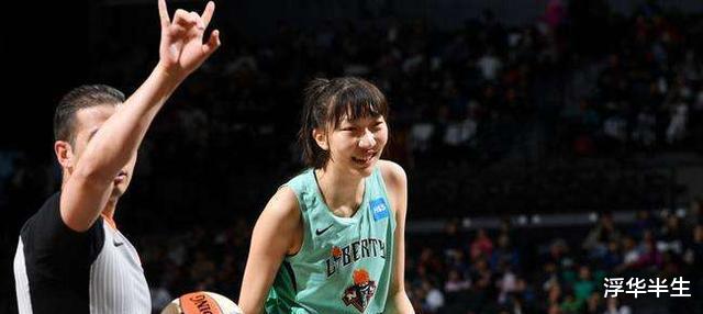 女版姚明闪耀WNBA，首秀征服美国球迷，将成女篮领军人物(2)