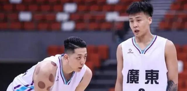 张庆鹏揭晓宏远三少入选中国男篮原因，杜锋做的真没错(5)