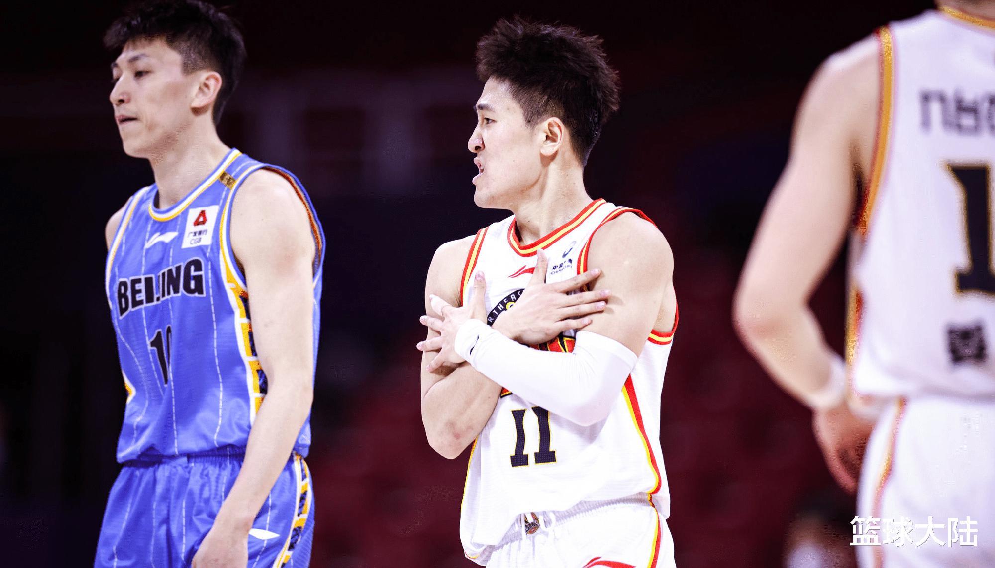 引争议！广东宏远21岁小将入选中国男篮二队，李楠之子也上榜(2)