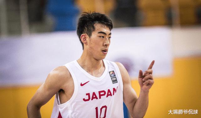 中国男篮需警惕！华裔前锋场均27+11夺亚青赛MVP 或成八村第二(2)