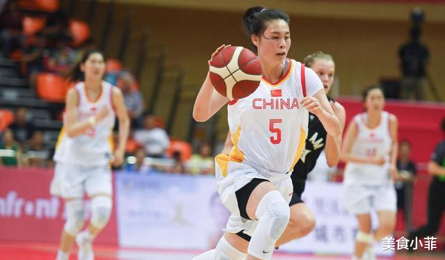 中国女篮最强后卫王思雨，球风和她的颜值并存的女篮选手！(3)