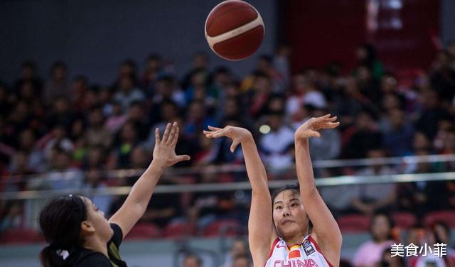 中国女篮最强后卫王思雨，球风和她的颜值并存的女篮选手！(5)