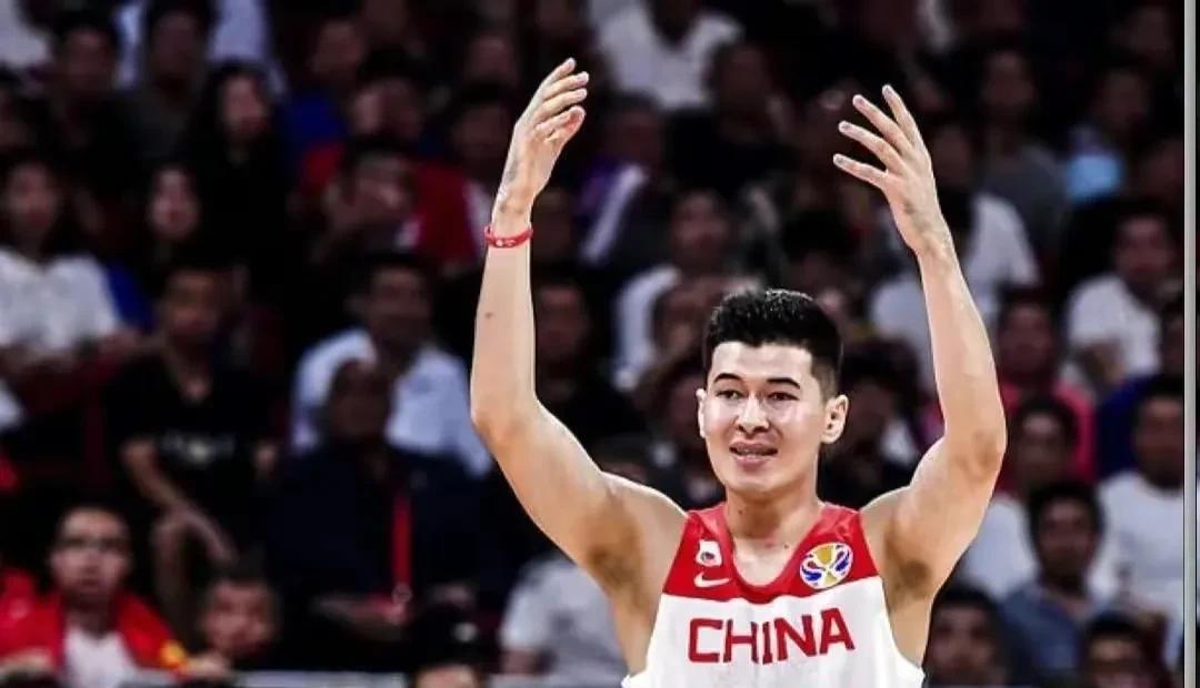 晚上7点，中国男篮最新消息，3大国手驰援中国男篮亚洲杯正赛(1)