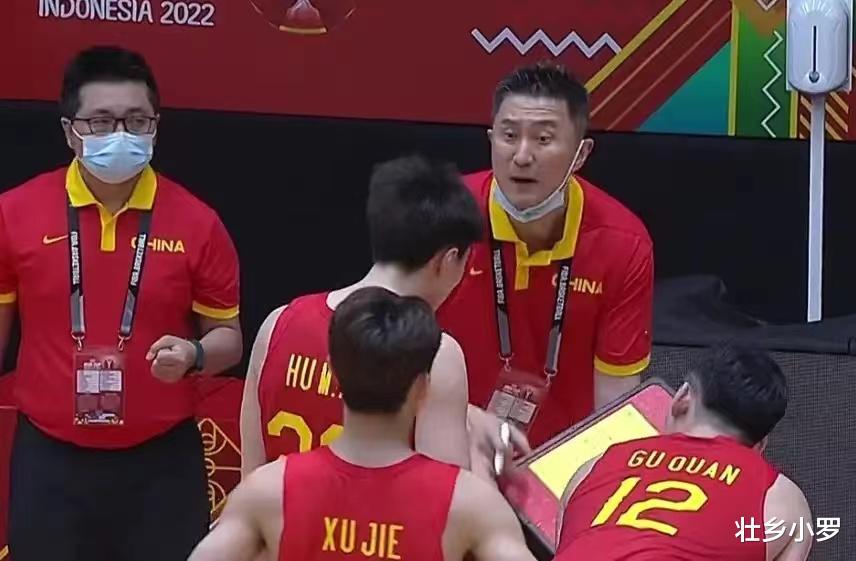 杜锋李楠都只是助理教练的水平，难道巩晓彬能够带好中国男篮吗？(1)