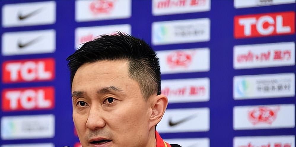 中国男篮本届亚洲杯杜峰完满的完成了祖国布置的四项主要任务(1)