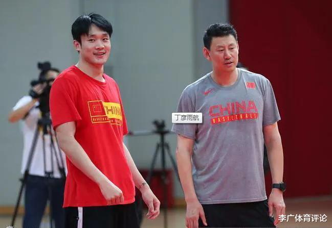 丁彦雨航30万底薪签约上海，小丁是过去十年中国篮球最大的痛(2)