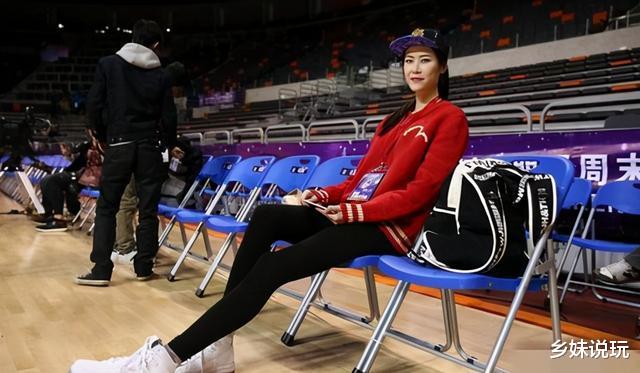 中国女篮身高1.95米，曾参加非诚勿扰，现在31岁的她怎么样了(5)