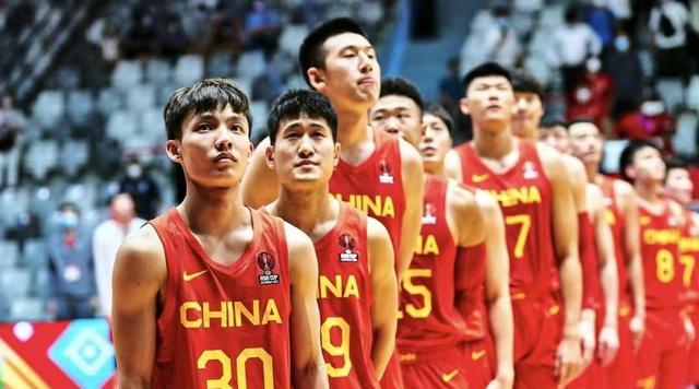 美国高中生组队能击败中国男篮吗？仔细分析，结果确实令人无奈(5)