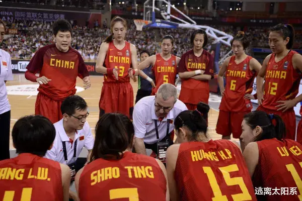 国际篮联给中国女篮降温，世界第7也许不丢人，但淘汰赛能赢球吗？(2)