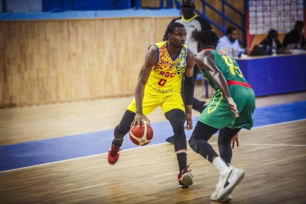看科比录像接触篮球，19岁跟勇士夺冠! 这位来自刚果的男孩不一般(5)