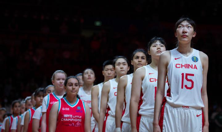 时隔28年重入世界杯四强，这支中国女篮如何炼成？(1)
