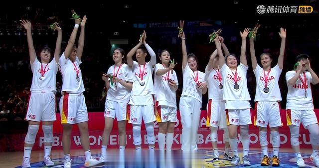 中国女篮有俩河南姑娘，河南女篮主教练：咱河南的骄傲(2)