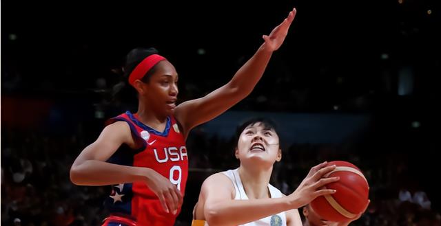 中国女篮和美国女篮差距在哪里？韩旭说出三点差距，说得实在(5)