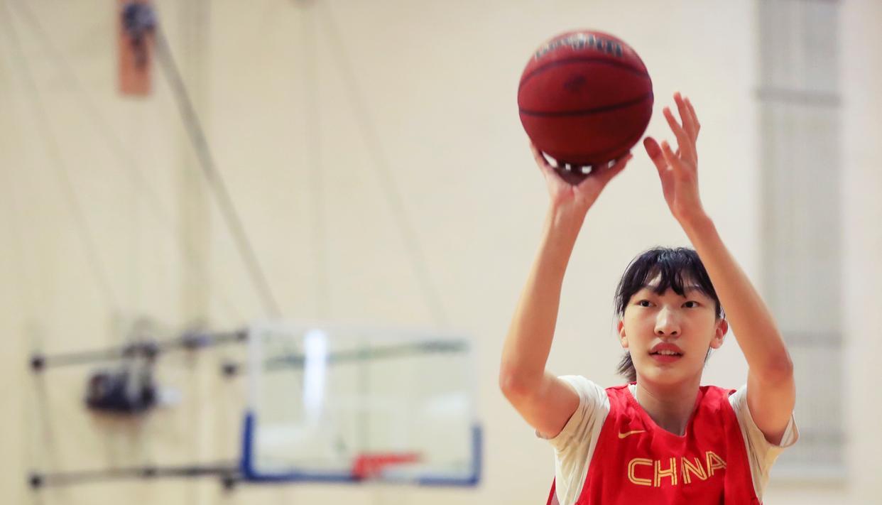 世界杯勇夺亚军，追平历史最好成绩，谁才是中国女篮最棒的球员？(6)