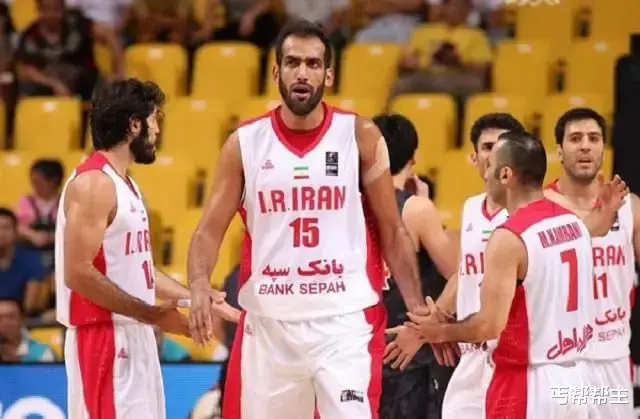 男篮81: 72伊朗，虽然赢了，但是估计这3人以后很难再入选国家队了(3)