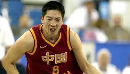 中国篮球名人堂名单出了，男篮96黄金一代有3人，巩晓彬却无缘(2)
