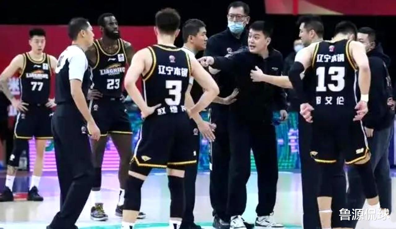 加强裁判队伍管理，提高裁判执法素质，是振兴中国篮球的必由之路(3)