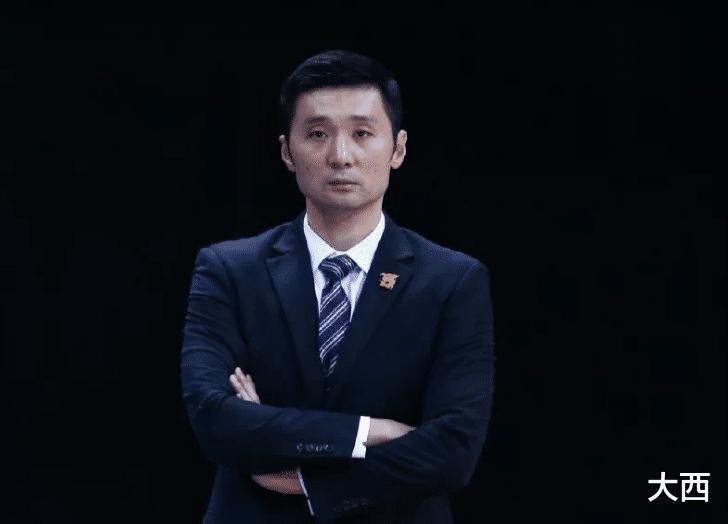 男篮刘炜，43岁依旧帅气，出任新岗位，儿子也是篮球好手(2)
