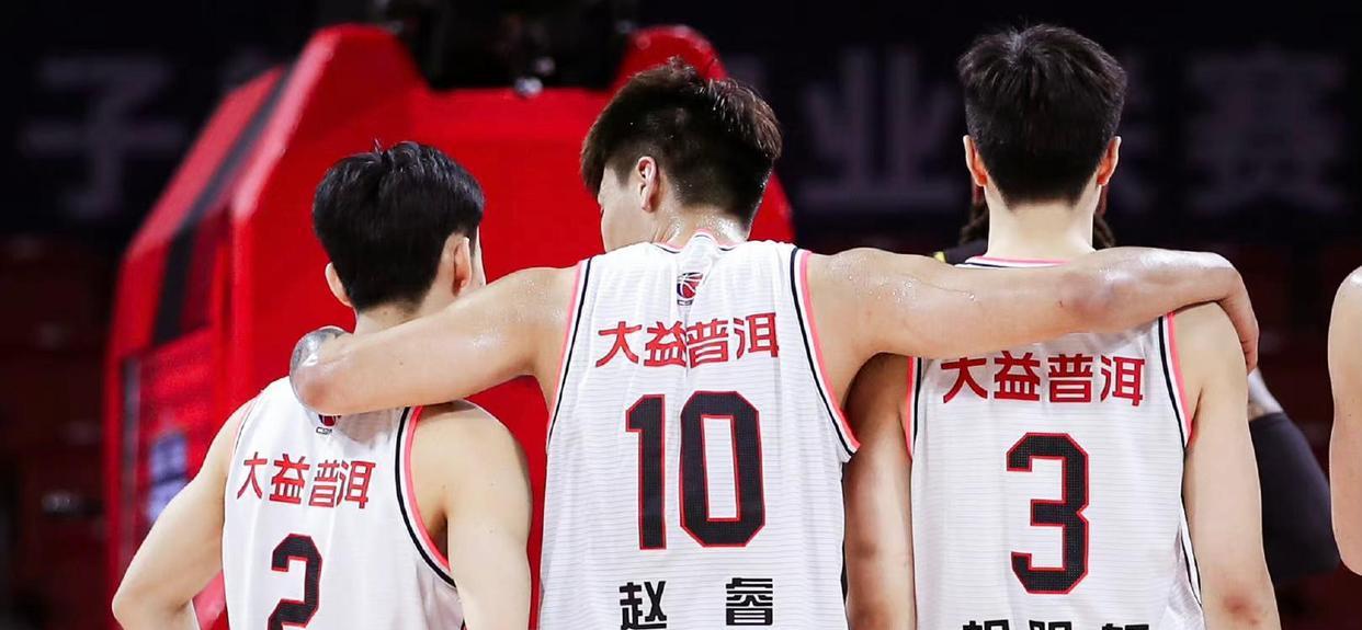 中国男篮大胜同曦41分，球迷不服，如果和广东队比赛，最少输10分(3)