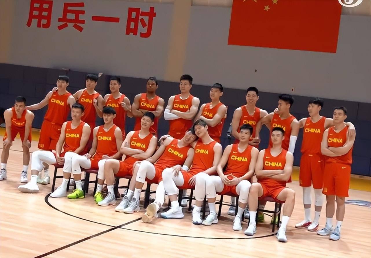 恭喜乔帅，国际篮联公布亚大区实力榜，中国男篮连升3位成榜首(1)