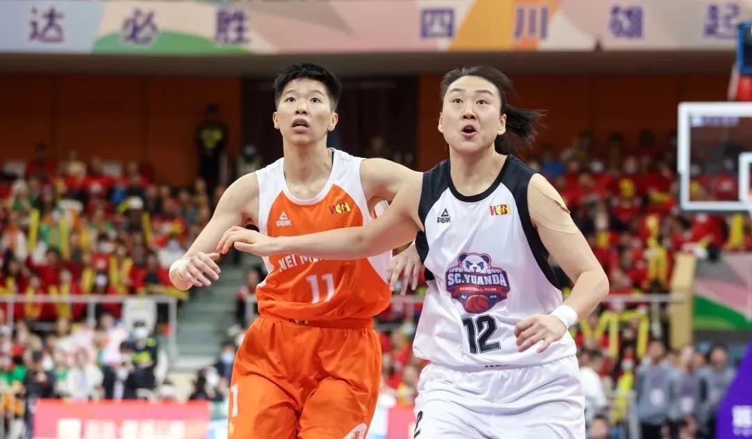 12日中国篮坛最为重要的一场比赛，毫无疑问是四川女篮和内蒙古女篮的WCBA总决赛(1)