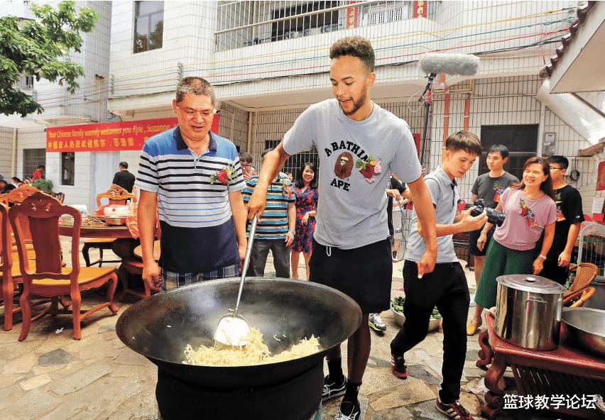 中国男篮决定归化！第一个目标是他！29岁NBA明星前锋(3)