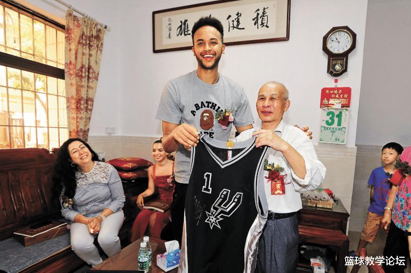 中国男篮决定归化！第一个目标是他！29岁NBA明星前锋(4)