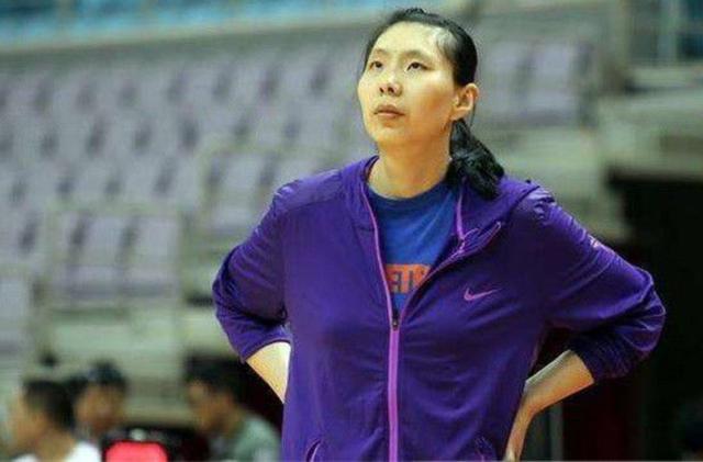 中国女篮前队长陈楠：退役后嫁给了公务员丈夫，育有两子家庭幸福(10)