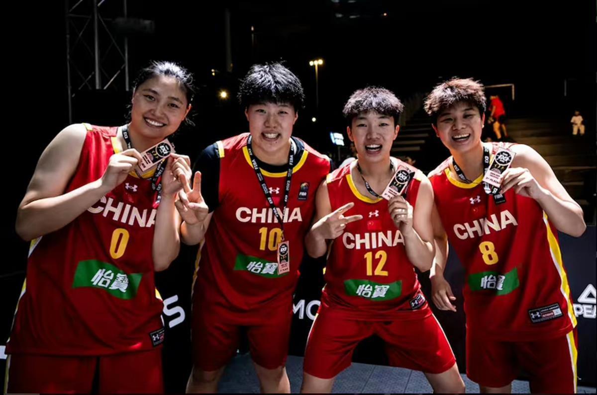 请为三位湖北女篮姑娘加油，她们有望在家门口为中国队而战(1)