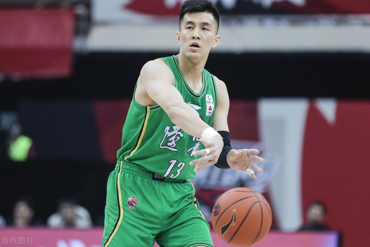 中国篮坛近期真假难辨的2大传言：
1、CBA顶级球星、有“亚洲第一控卫”之称的郭(1)