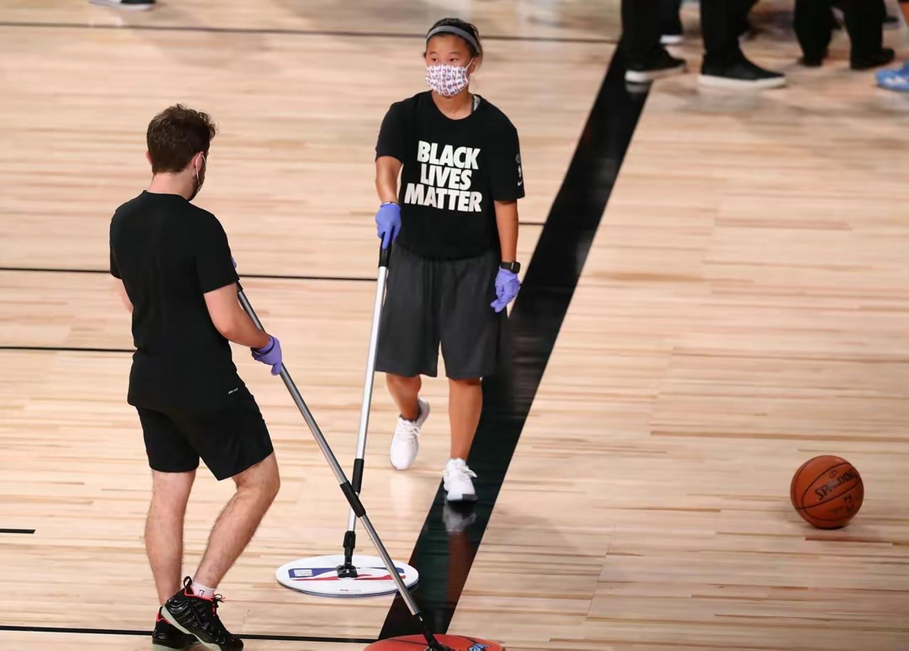 NBA的地板清洁工能赚多少钱？(3)